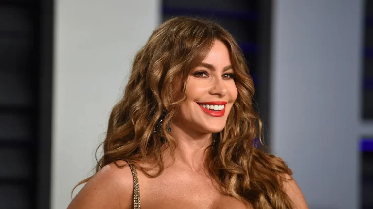 Sofía Vergara denuncia a acosador: “Temo por mi seguridad y la de mi hijo”